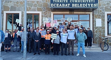 Eceabat'ta işçiler eylemde!