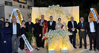 Genç çift mutluluğa imza attı