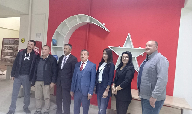 Gökçeada Kent Konseyi seçimlerinde Bülent Aylı yeniden başkan seçildi