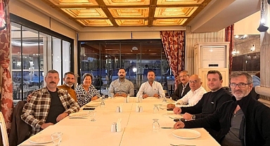 Kent Konseyi Başkanı Halit Kubilay Fırat, Çanakkale muhtarları ile bir araya geldi
