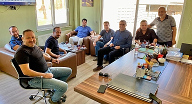 Küçükkuyu Belediyesi'nden zeytin hasadı ziyareti