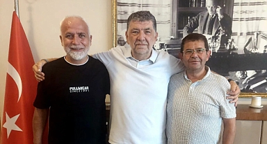 Metin Özgür’den Halil Ertuğrul’a ziyaret
