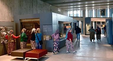 Troya Müzesi'nden çağrı: "10 Ekim Perşembe 11:00’da… Şalvarınla bekliyoruz"