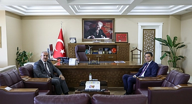 Umut Akyazı’dan Çanakkale Valisi Ömer Toraman’a ziyaret