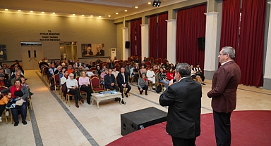 Ayvalık’ta Çevre İçin Yeni Dönem: “Mahallem Temiz Atık Yönetim Programı” başladı