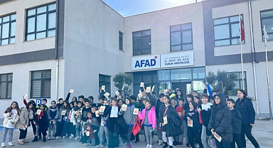 Bahçeşehir Koleji öğrencilerinden AFAD’a eğitim ziyareti