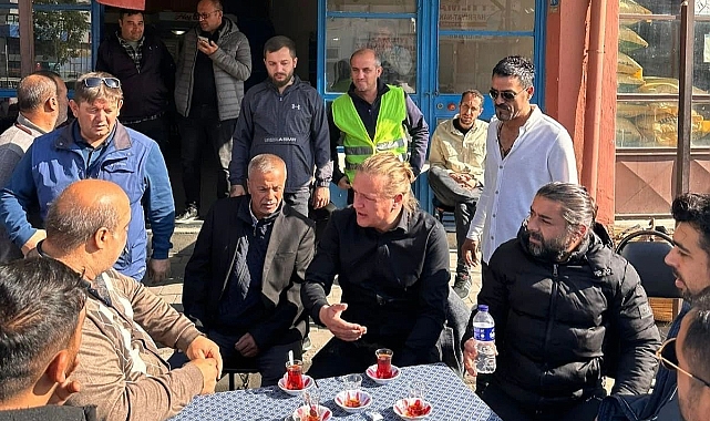 Başkan Atilla Öztürk, Lapsekililerin sorunlarını dinledi