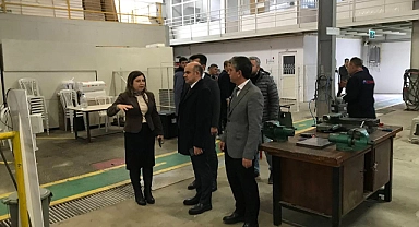 Çan Kaymakamlığı, Çan Mesleki ve Teknik Anadolu Lisesi atölyelerini ziyaret etti