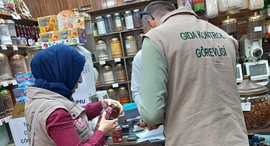 Çanakkale'de aktar, tekel bayii ve benzin istasyonlarında denetim