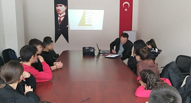 Çanakkale’de meslek seçimi seminerleri devam ediyor