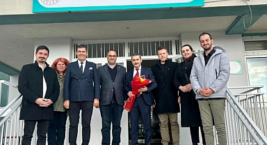 CHP Biga İlçe Başkanlığı'nda Öğretmenler Günü kutlaması