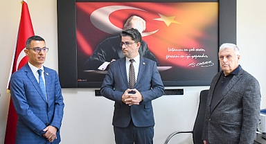 ÇOMÜ Turizm Fakültesi'nde dekanlık devir teslim töreni yapıldı