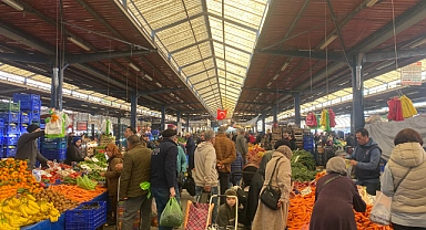 Cuma Pazarı güncel sebze-meyve fiyatları