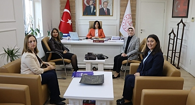 Eğitim-Bir-Sen 1 No'lu Kadınlar Şube Komisyonu’ndan Müdür Hayta’ya ziyaret