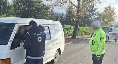 'KALKAN-31' operasyonunda bin 298 düzensiz göçmen yakalandı