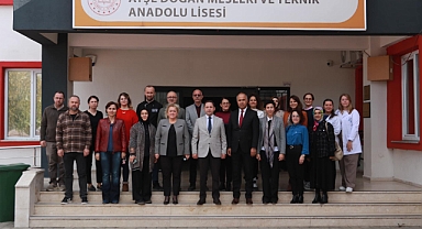 Kaymakam Kayabaşı, öğrenci ve öğretmenler ile buluştu