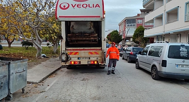 Kepez'de konteynerler dezenfekte edildi