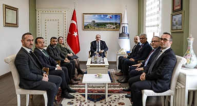 Kültür Varlıklarını Koruma Bölge Kurulu Heyeti, Çanakkale Valisi Toraman’ı ziyaret etti