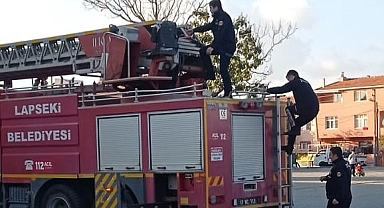 Lapseki İtfaiye ekipleri, Acil Durum Eğitimlerini tamamlıyor