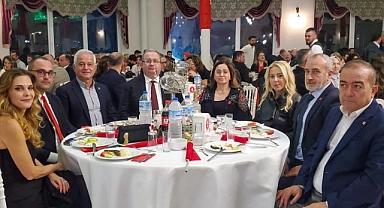 Milletvekili Güneşhan, Biga Cumhuriyet Balosu’na katıldı