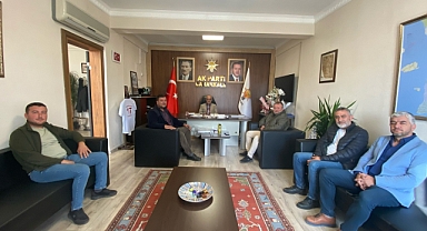 Nevruz Köyü Muhtarı ve Azalarından İl Başkanı Göktürk'e ziyaret