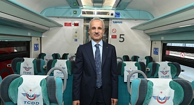 Öğretmenlere YHT ve Anahat Trenlerinde Yüzde 50 İndirim Müjdesi