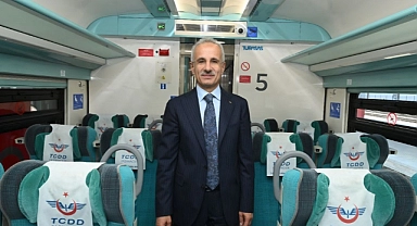 Öğretmenlere YHT ve Anahat Trenlerinde Yüzde 50 İndirim Müjdesi