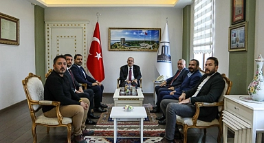 Vali Toraman’a bir dizi ziyaret