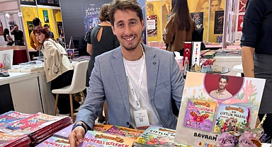 Yeniceli Yazar Bayram Efe TÜYAP Kitap Fuarı’nda çocuklarla buluştu