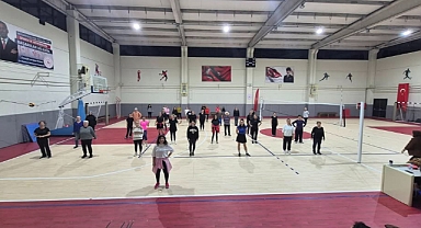 Bozcaada’da Zumba rüzgarı