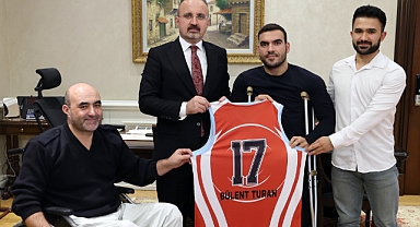 Bülent Turan, Çanakkale Boğazgücü Engelliler Spor Kulübü'nü ağırladı