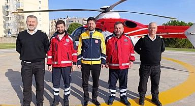 Çanakkale İl Sağlık Müdürlüğü, helikopter ambulans ekibini ziyaret etti