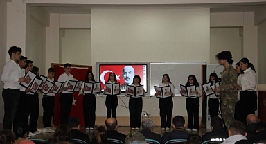 Gelibolu’da Mehmet Akif Ersoy anıldı