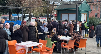 Lapseki Belediyesi'nden Umreye uğurlama programı
