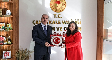 Vali Toraman’a OTP Ağı Projesi’ne katkılarından dolayı plaket takdim edildi