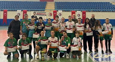 Çanakkale’de Futsal Yıldızlar İl Birinciliği müsabakaları sona erdi