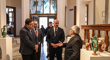 Çanakkale Valisi, Seramik Müzesi ve Atölyesini ziyaret etti