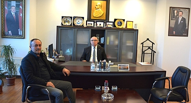 Ezine İl Genel Meclis Üyesi Ünsal’dan Başkan Deniz’e ziyaret