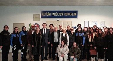 İl Emniyet Müdürü Kenan Kurt, ÇOMÜ İletişim Fakültesi öğrencileriyle buluştu