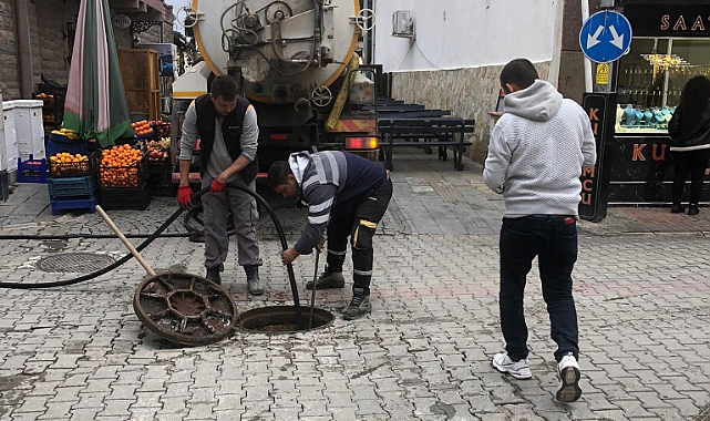 Küçükkuyu Belediyesi çalışmalara devam ediyor
