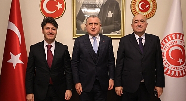 Milletvekili Gider ve Başkan Soyuak Gençlik ve Spor Bakanı Dr. Osman Aşkın Bak’ı ziyaret etti