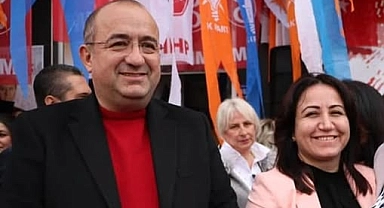 Ayhan Gider, Gülsüm Üstün'ü tebrik etti