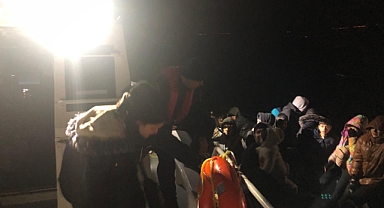 Ayvacık açıklarında 24’ü çocuk 44 kaçak göçmen yakalandı