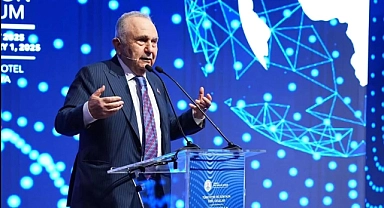 Bedrettin Dalan, GAES2025’te eğitim kültürüne dair önemli mesajlar verdi