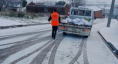 Biga Belediyesi’nden soğuk hava ve buzlanmaya karşı önlem