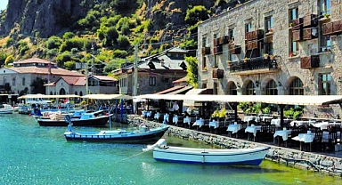Çanakkale’de 57 turizm tesisi mühürlendi