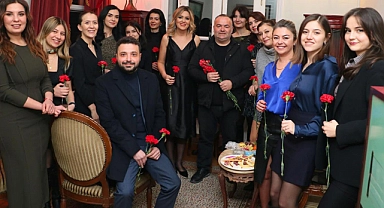 Çanakkale'de kadın avukatlar 8 mart için buluştu