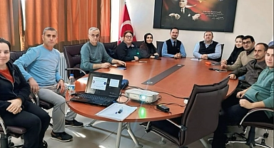 Ezine MYO’da personel ve işyeri hijyeni eğitimi verildi