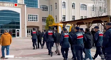 FETÖ'ye yönelik "Kıskaç-38" operasyonlarında 24 şüpheli tutuklandı