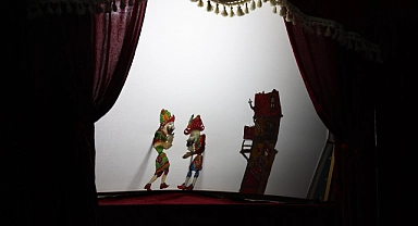 Karagöz ve Hacivat Tasarruf İçin Sahneye Çıktı